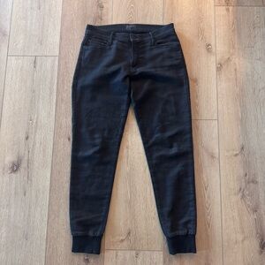 MOTHER Denim Trainer Pants in Heather Black